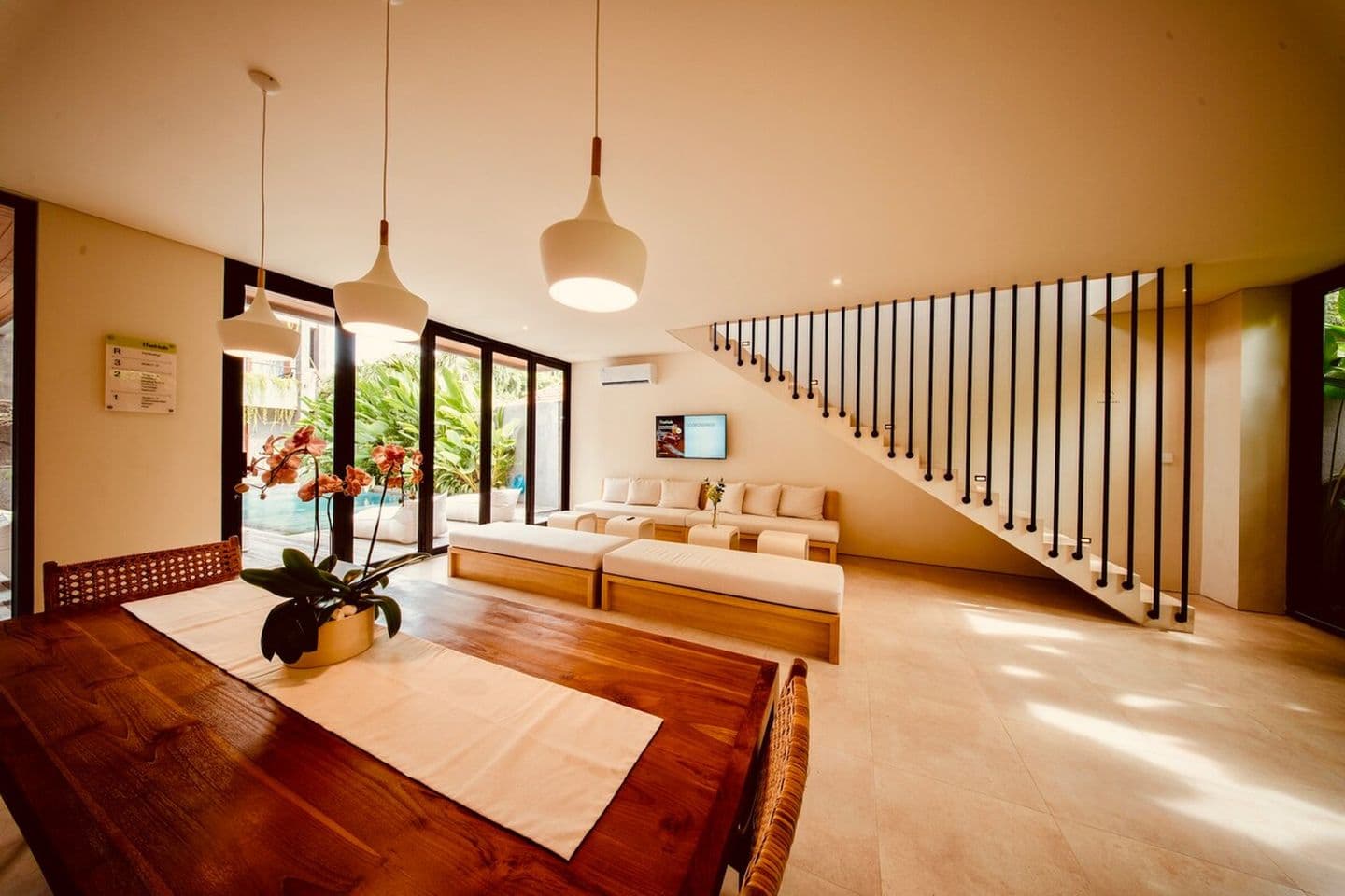 Studio 2 — Co-working, Pool & Rooftop — photo 4